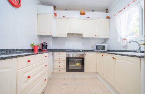 Sant Pol De Mar Ski Chalet | HomeHolidaysRentals Ancora - Costa Barcelona