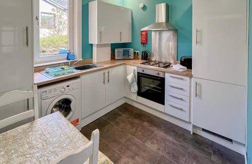Cowdenbeath Apartment | Homely Base