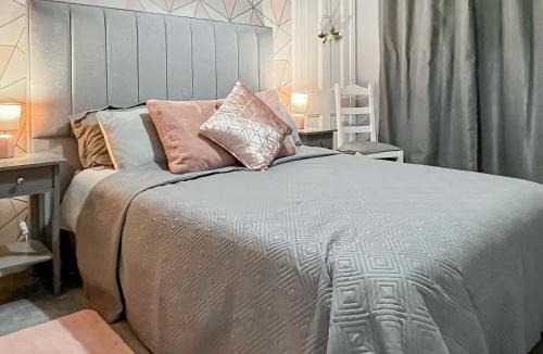 Cowdenbeath Apartment | Homely Base