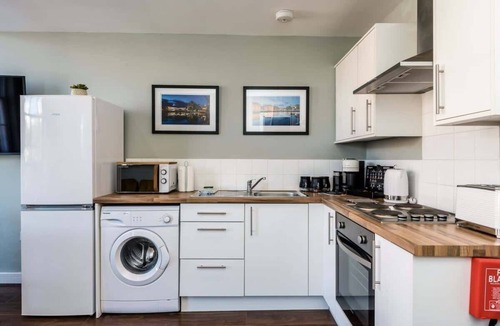 Hope Street Apartment | Host & Stay | Canning Quarters II
