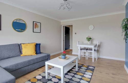 Harlow Apartment | Host & Stay | No.9 Stantons