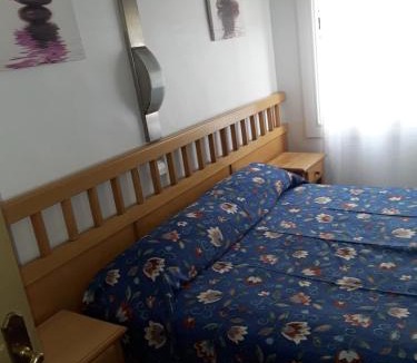Pineda de Mar Hostel | Hostal Margarita