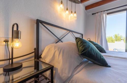 Santa Eulalia del Rio House | Hostal Restaurante Pou des Lleó