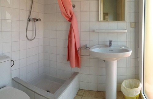 Roses Town Center Hostel | Hostal Rom