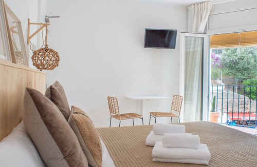 Llafranc Hostel | Hostal Sa Teula