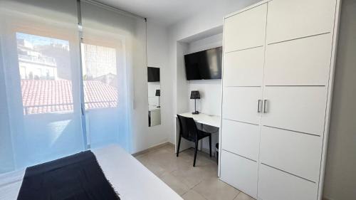 Suria House | Hostal Somnis