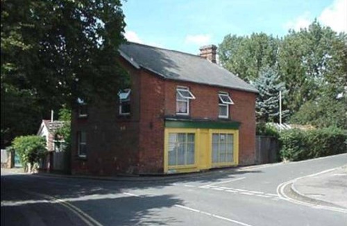 Harlow Hostel | Hostel ∙ 10 guests