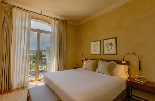 Cardona Hotel | Hotel Bremon by Grup Duquessa