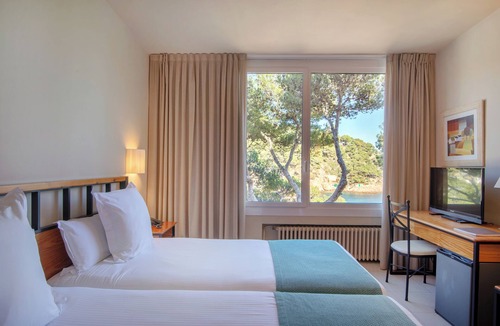 Tamariu Hotel | Hotel Hostalillo by Escampa Hotels
