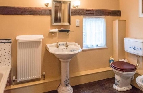 Clare House | House ∙ 1 bedroom ∙ 2 guests