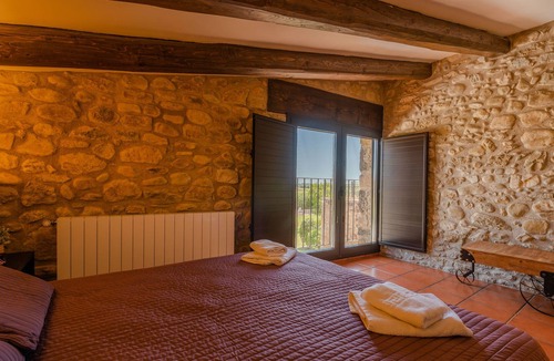 Sords Cottage | House ideal for families and paddle fans. With large garden and pool