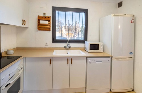 Sant Pere Pescador House | House in Catalonia near the Sea