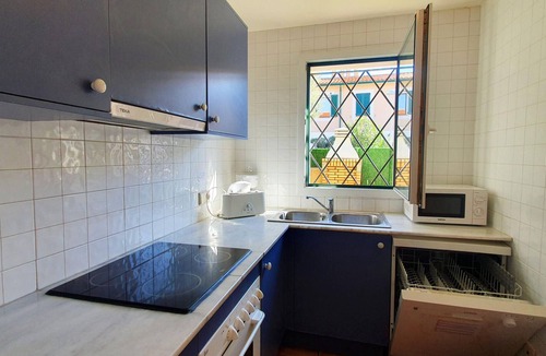 Mas Pinell House | House Mas Pinell 93 Beach holidays on the Costa Brava Mas Pinell free wifi