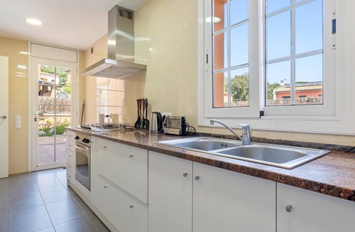 Castell-Platja d'Aro Villa | House with private pool and jacuzzi 2km beach
