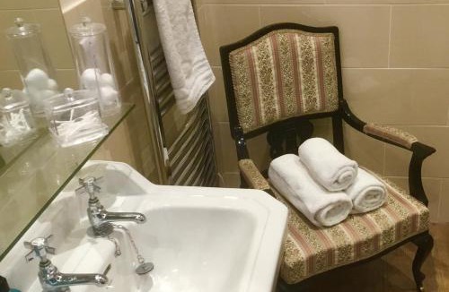 Brodick House | Hunters Guest House