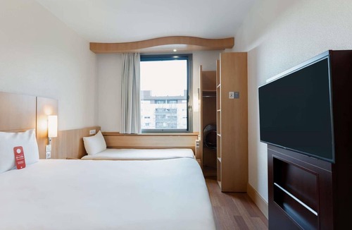 Mollet del Valles Hotel | ibis Barcelona Mollet