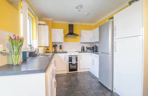 Glasgow House | Ideal Contractor Stay | 2-Bed Near Glasgow Fort