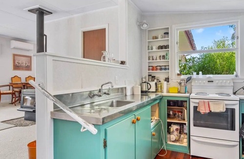 Naseby House | Idyllburn cottage, Strode Avenue