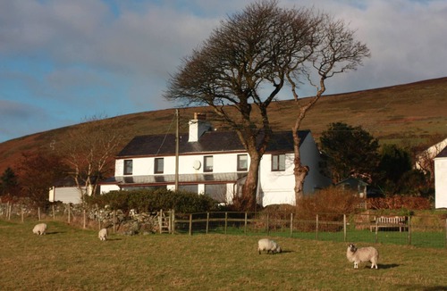 Laxey House | Idyllic Rural Cottage with great panoramic views - 5 min from Laxey