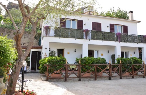 Schiazzano Bed & Breakfast | Il Cottage B&B