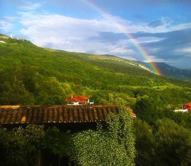 San Dorligo della Valle Bed & Breakfast | Il Glicine