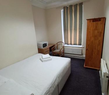 Valentines Hotel | Ilford York Hotel