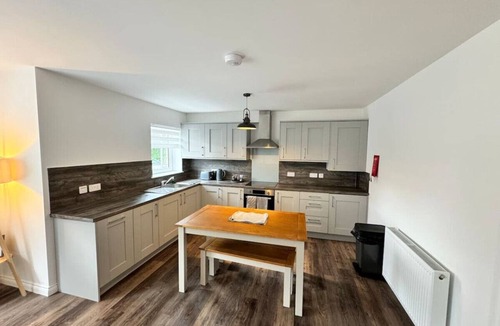 Bonhill Apartment | Inchconnachan Apartment