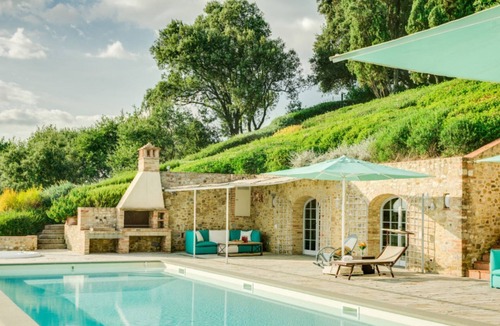 Tavarnelle Val di Pesa Villa | Independent Luxury Villa with Pool and Jacuzzi in the Chianti Region