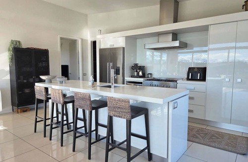 Tekapo House | Infinity Lakeview