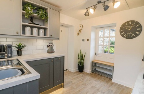 Lochearnhead House | Inglis Nook Cottage Retreat