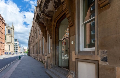 City Centre Glasgow Apartment | Ingram Merchant City Apartment