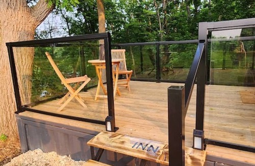 Lincoln Apartment | Inn The Orchard, Valley View, Modern Container