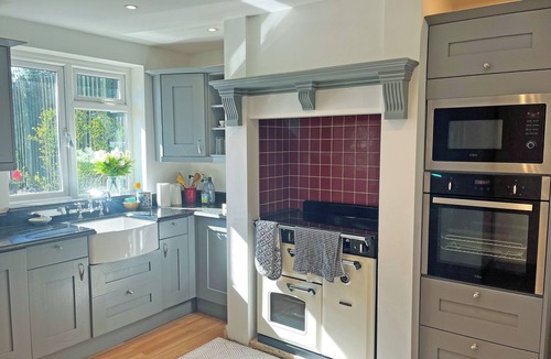 Chelmsford Cottage | Island House - UK51001