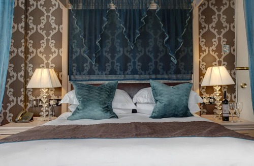 Ingatestone Hotel | Ivy Hill Hotel, BW Signature Collection