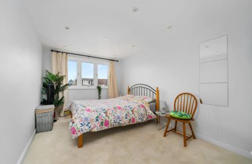 Boleyn House | Jacuzzi Suite