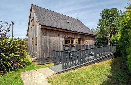 Brigg House | James Ville Marina Lodge 10, Brigg