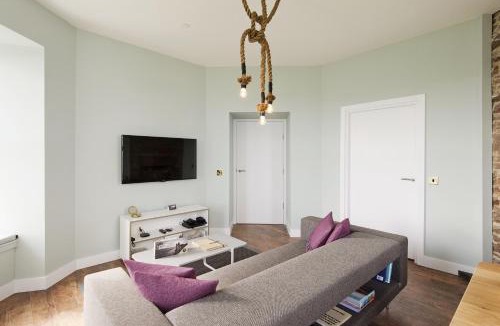 John O'Groats House | Jan De Groote Suite - 1 Bed Penthouse By Together Travel