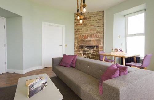 John O'Groats House | Jan De Groote Suite - 1 Bed Penthouse By Together Travel
