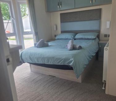 Crowle House | JLUX Lodges