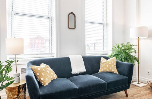 Stratford Apartment | Juno Lofts: The Botanists Studio