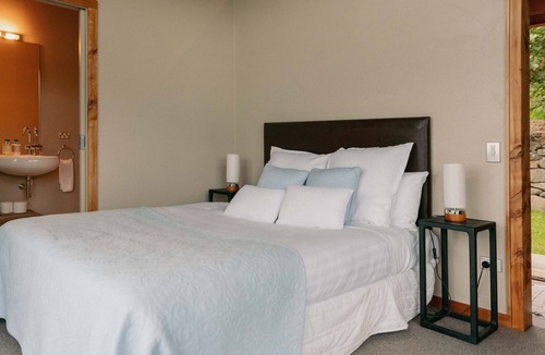 Cape Saunders Cabin | Kaimata Retreat - a Coastal Escape
