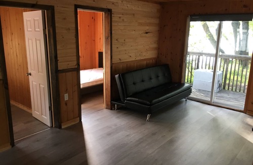Algonquin Highlands Cottage | KAYAKS * CANOE * PADDLE BOARDS * WIFI * SATELLITE TV
