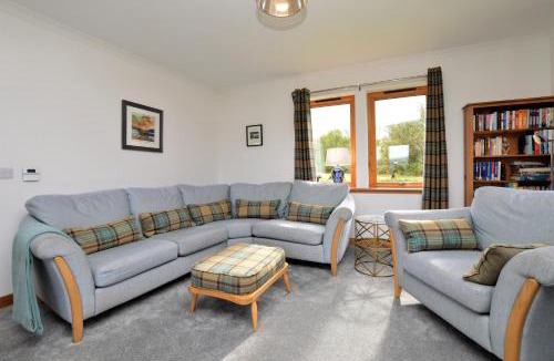 Tarbert House | Kennacraig Lodge