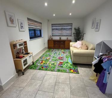 East Dereham House | Kim's Place