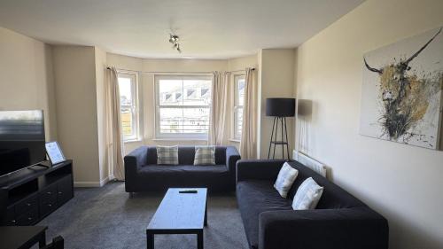 Duloch House | Kingfisher Apartment