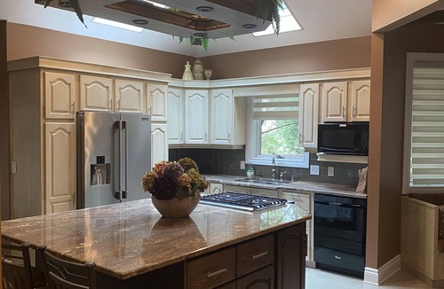 Ruthven House | Kingsville , ON house/cottage/villa property short vacation/weekend stay