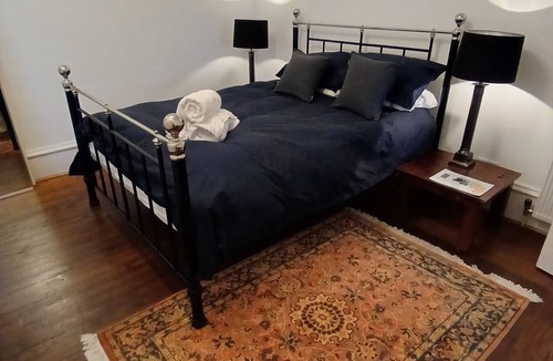Prestwick Bed & Breakfast | Kintyre Double Suite, Lounge, bedroom, ensuite bathroom, sleeps 2 (Double)