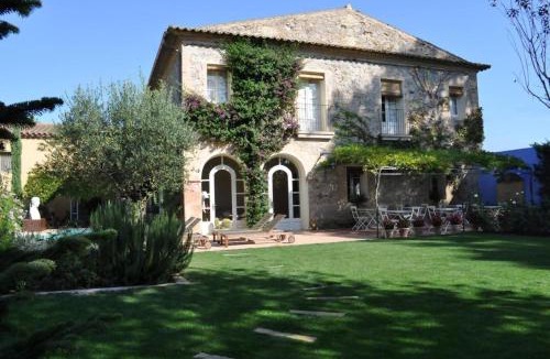Torroella de Fluvia Bed & Breakfast | L’Hort de Sant Cebrià