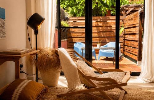 Borgonya House | La casita del patio