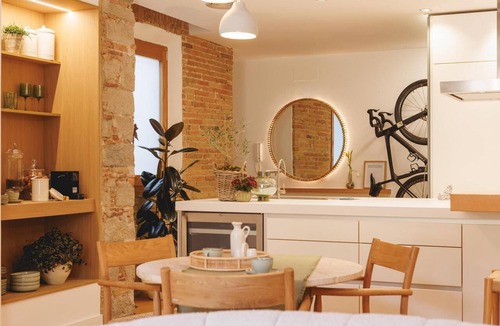 Old Town Apartment | La Joia del Barri Vell - Holiday Apartment in Girona | Bravissimo